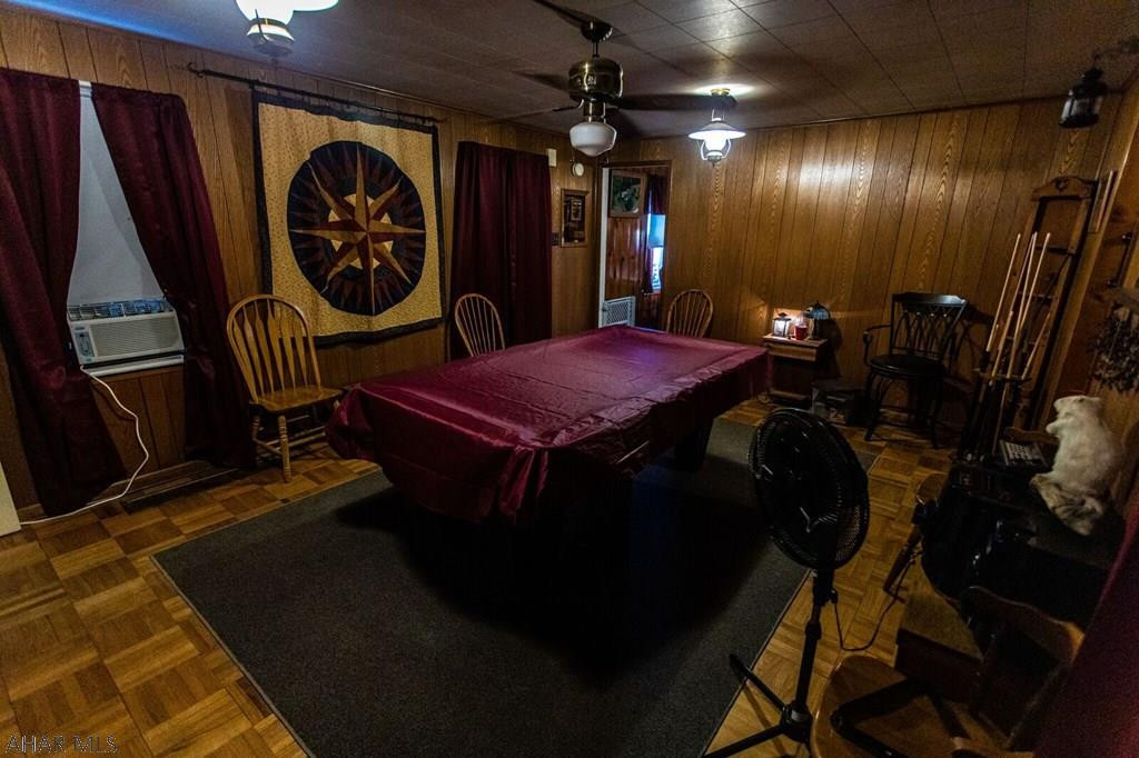 Unknown - Residential