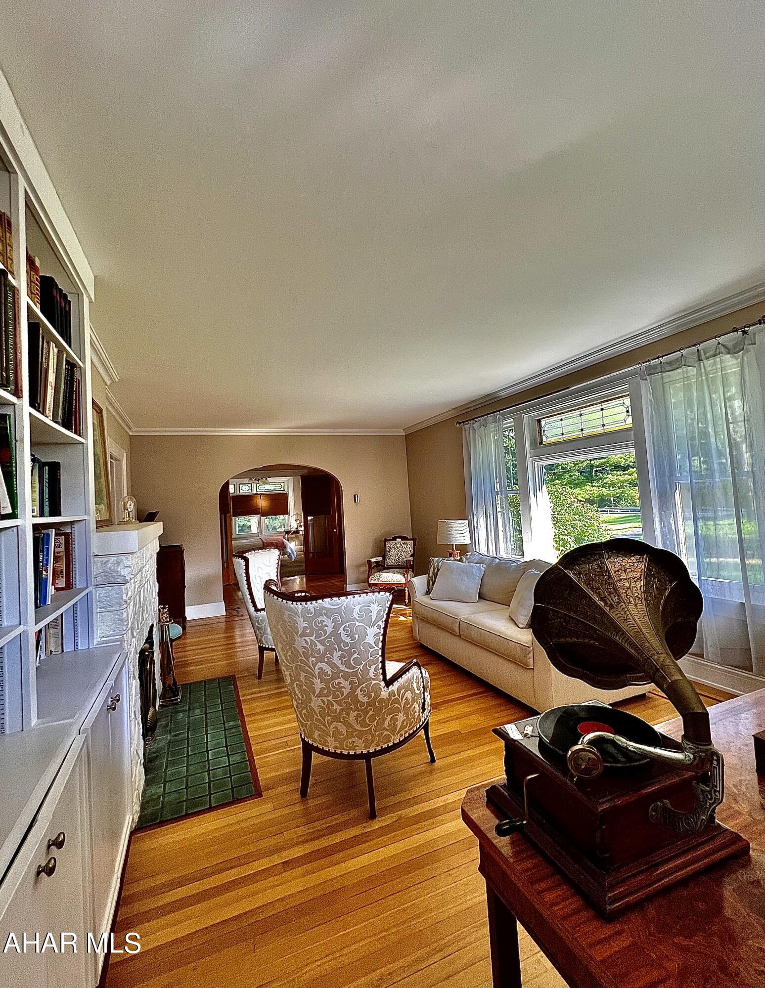 Juniata Gap - Residential