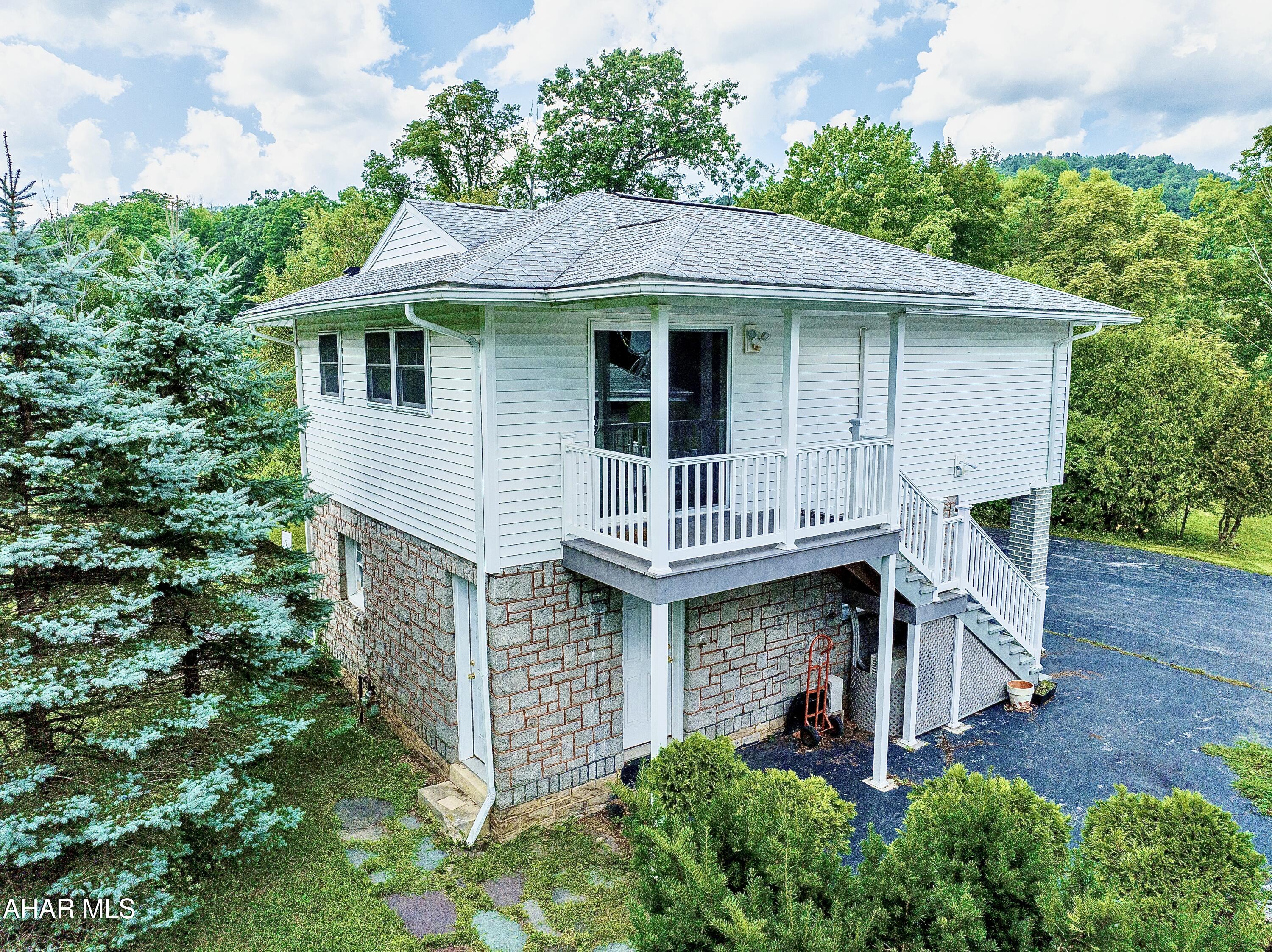 Juniata Gap - Residential