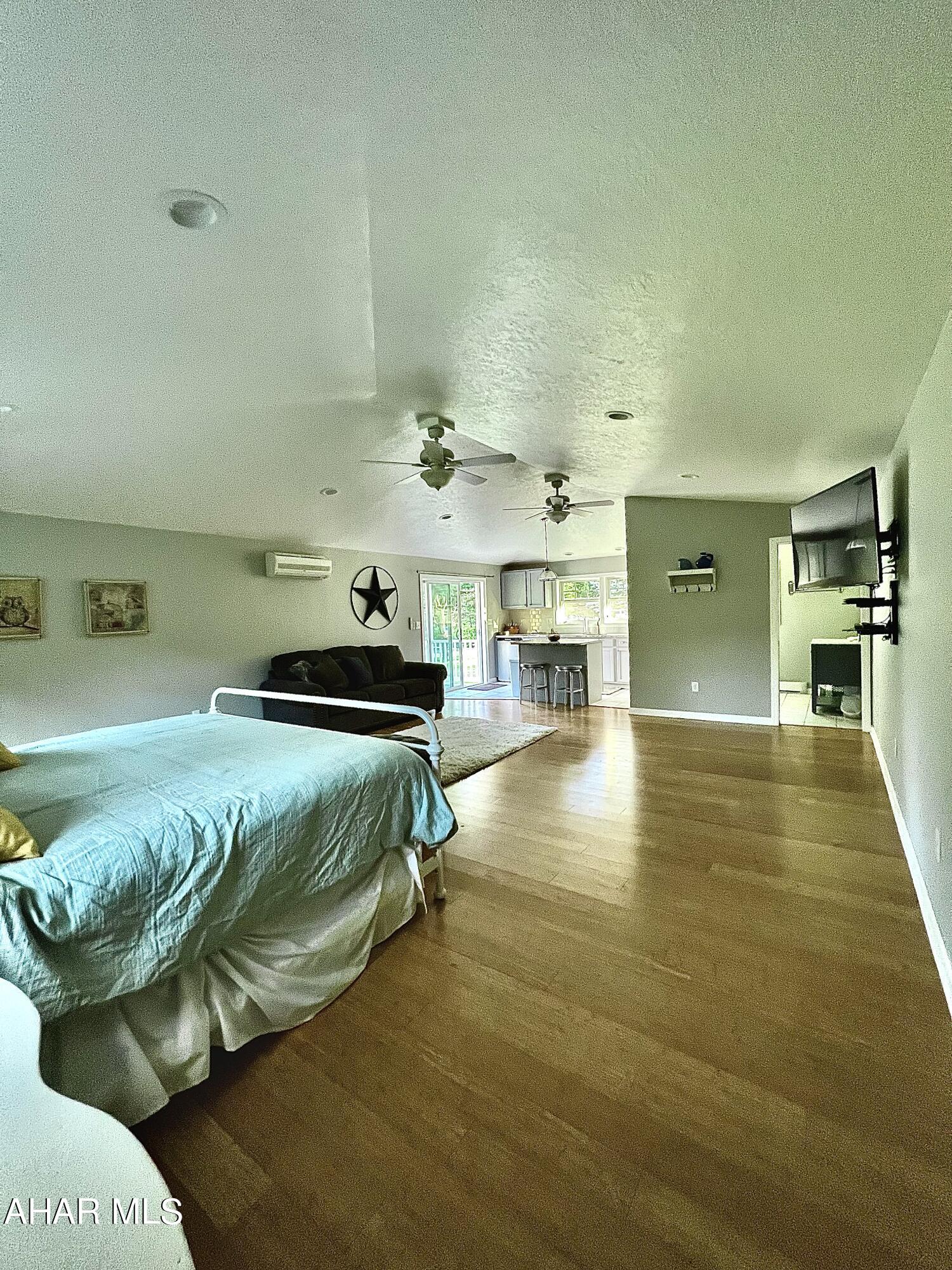 Juniata Gap - Residential