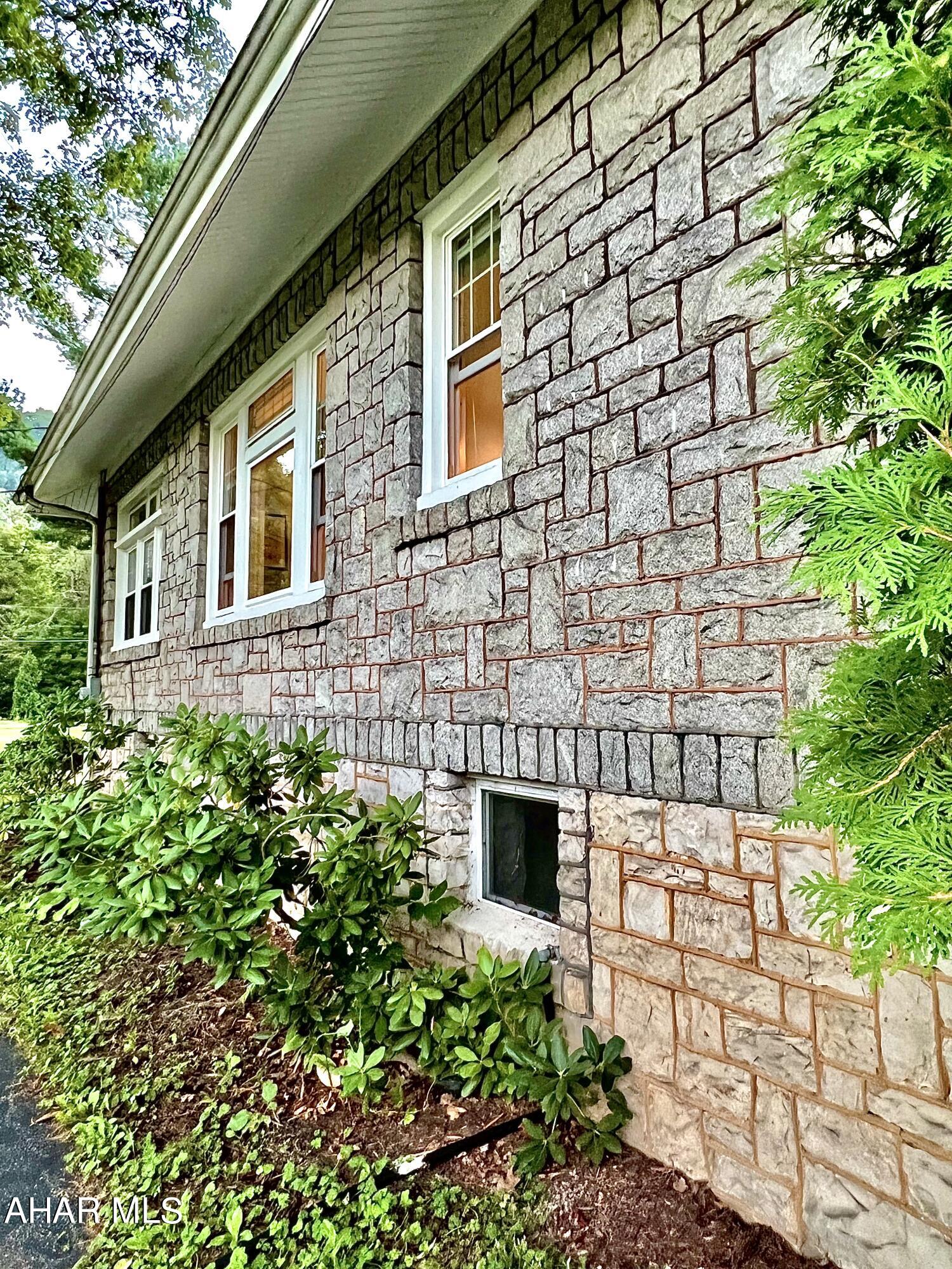 Juniata Gap - Residential