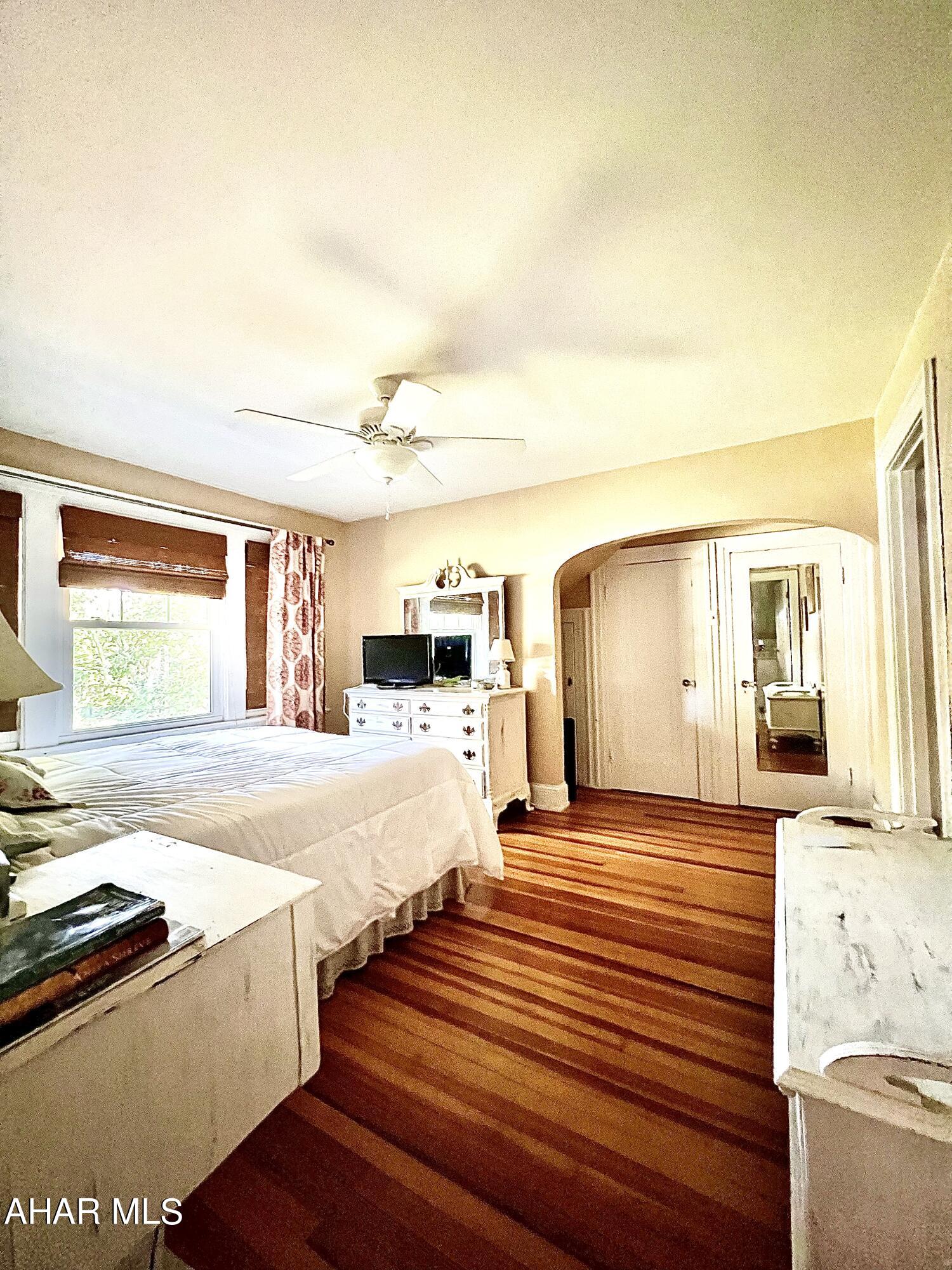 Juniata Gap - Residential