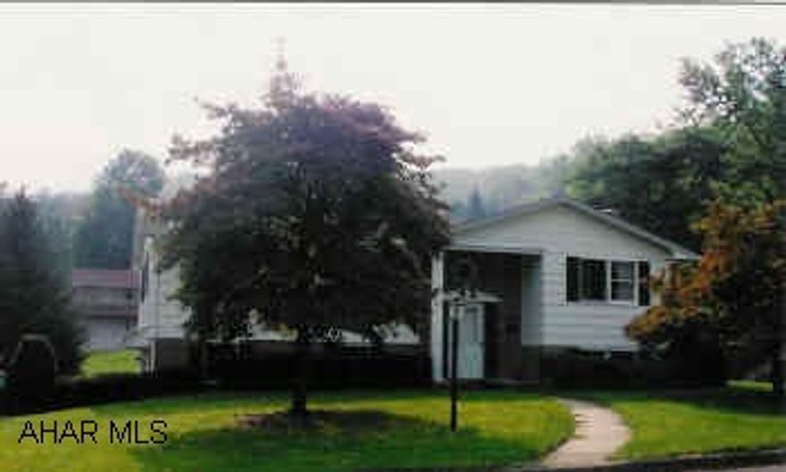 24 Hr notice to Show- Covered Porch+Covered Deck+Patio; Great Family Neighborhood