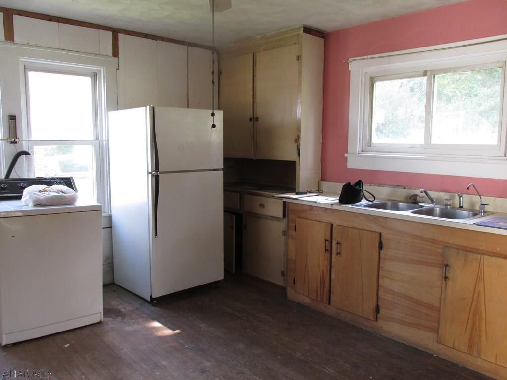 Unknown - Residential