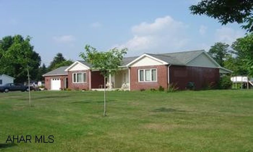Brick and vinyl sided ranch home on large, level lot. Original home was built about 1960, addition put on 2001. Additional 100x150 lot adjacent to the rear on Charles st-$27,900 with pulbic water and sewer.