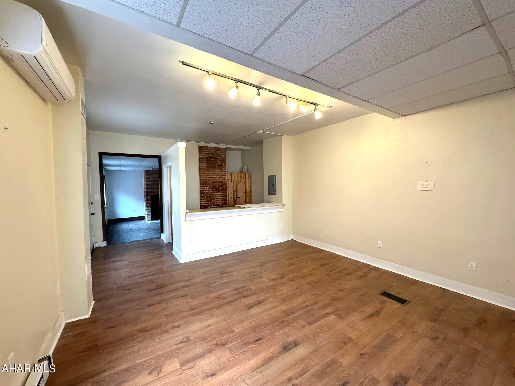 None - Commercial Lease