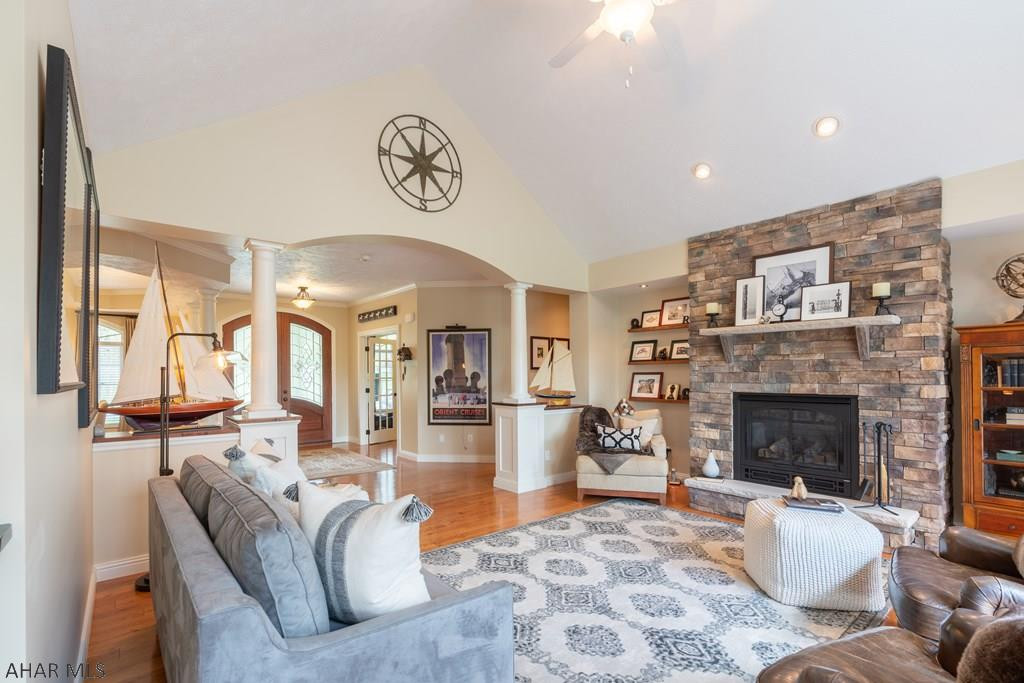 Fox Hollow - Residential