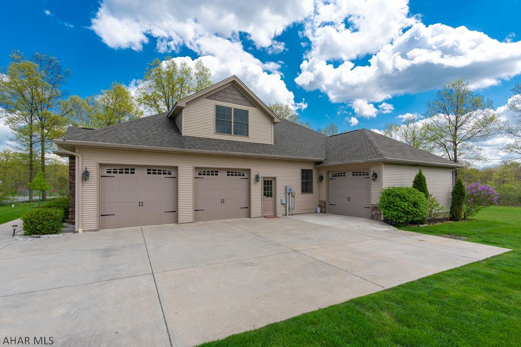 Fox Hollow - Residential