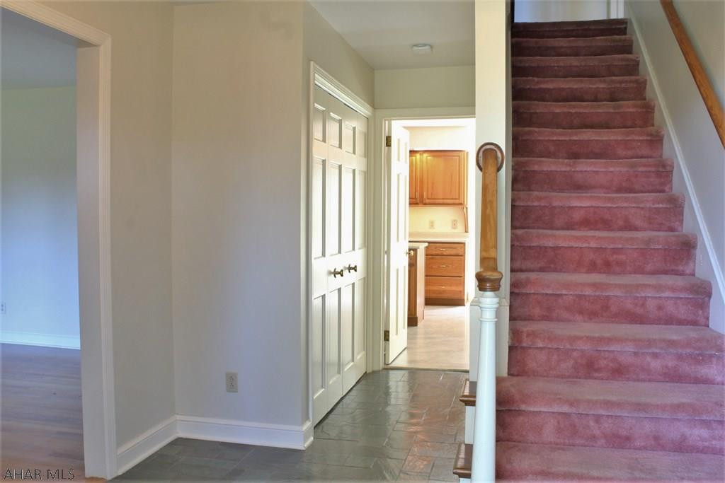 Meadowbrook Terrace - Residential