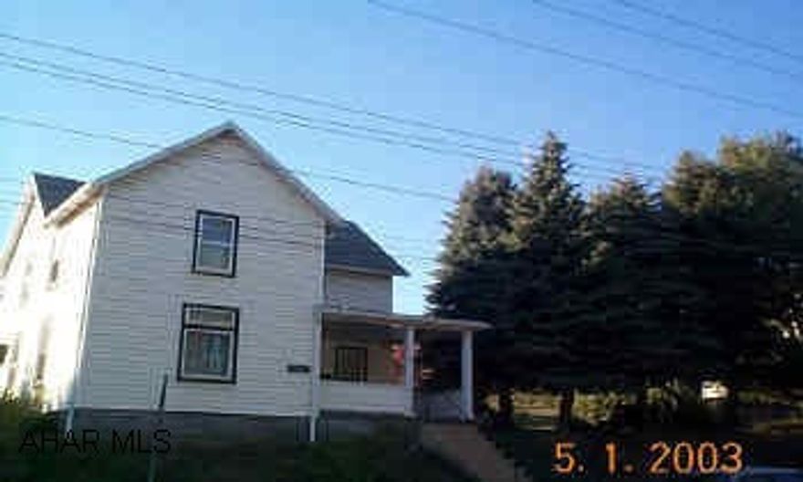 Older, well-loved home in East Juniata. 3 city lots. Vinyl siding. Lots of potential! Nice starter home.  Well-maintained, 3 BD, first floor laundry, large yard (3 lots).  Vinyl sided.