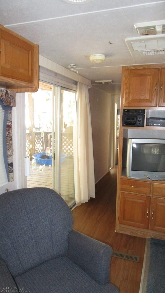 Glendale Yearound - Residential