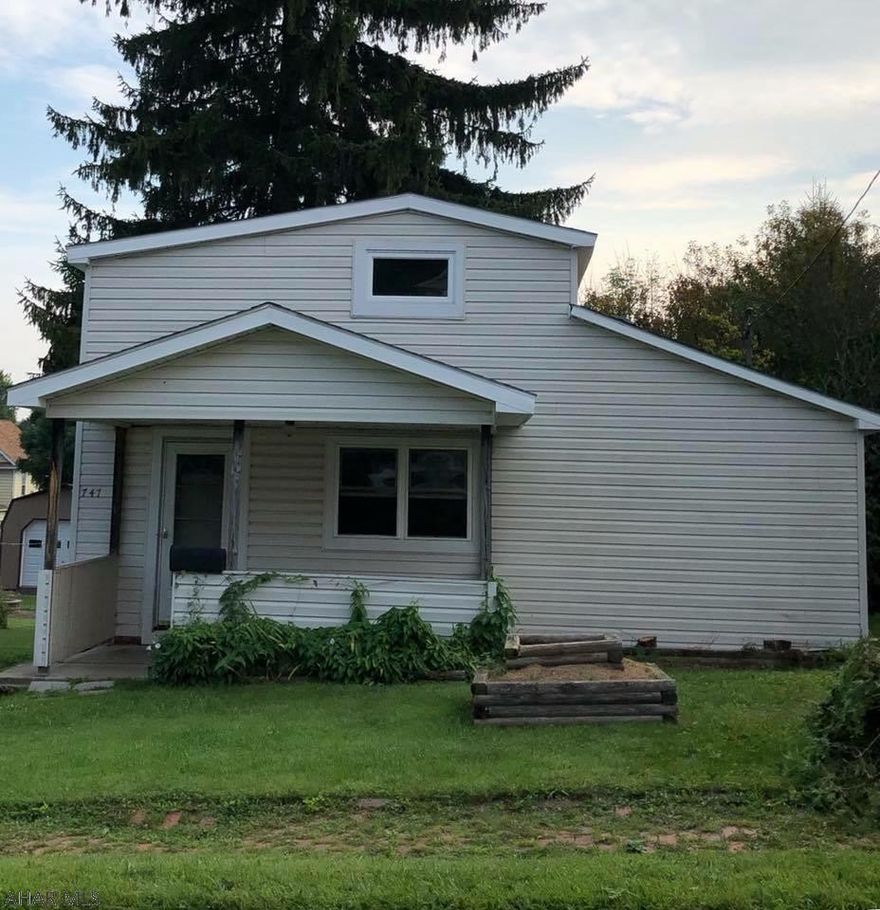 2 story starter home. Property would also make a great investment. Property priced to sell.