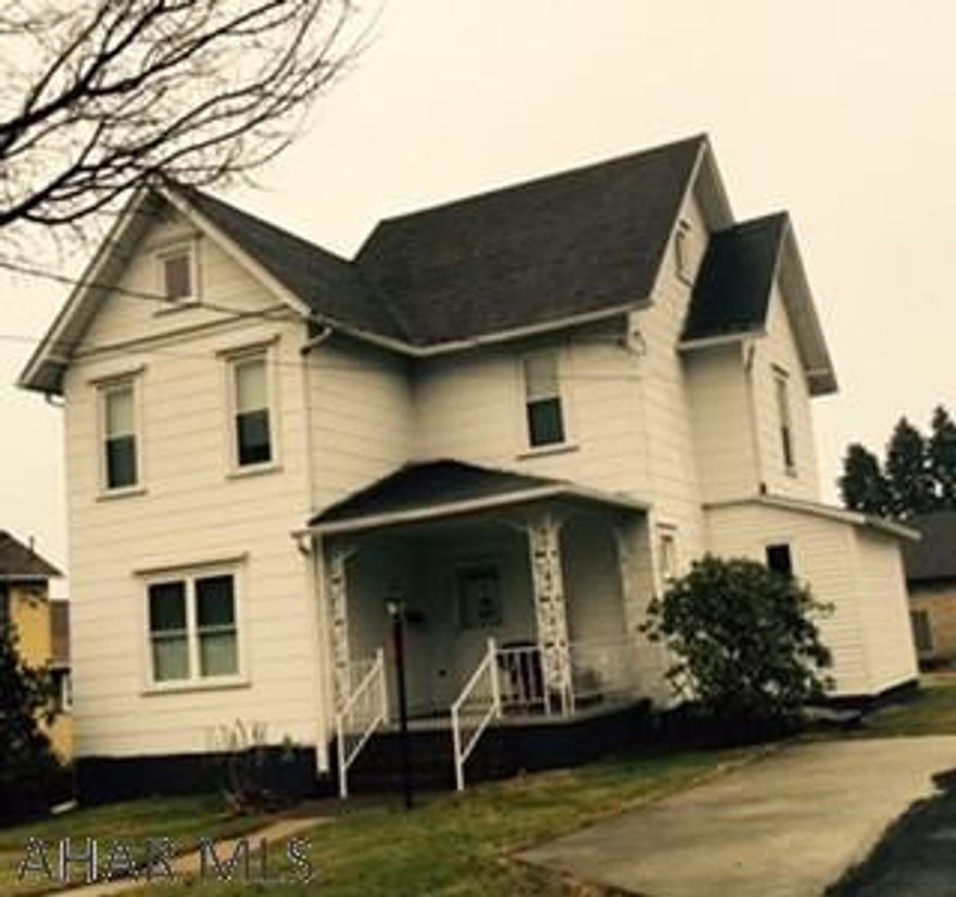 Lovely home with great character!  Convenient location   Spacious rooms