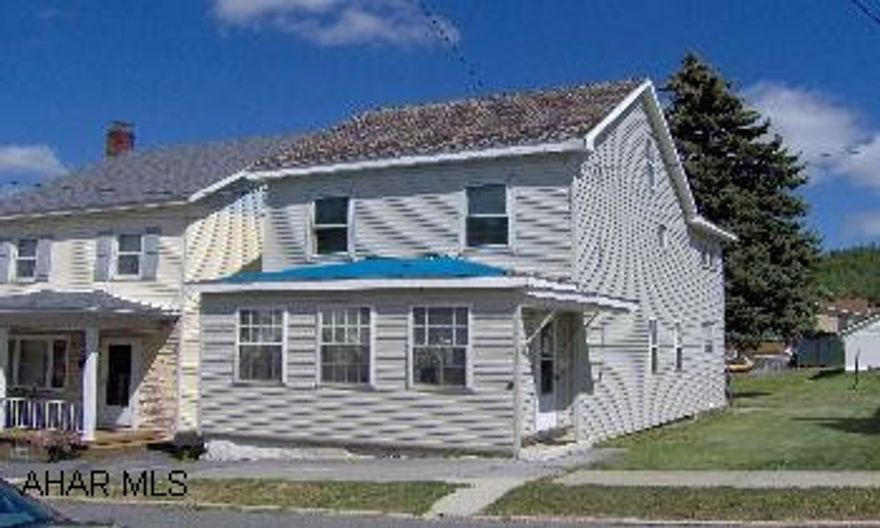 Possible 4 bedrooms. Needs some TLC, but lots of potential! Bright sun porch. Possible 4 bedrooms. Needs some TLC, but lots of potential! Bright sun porch.