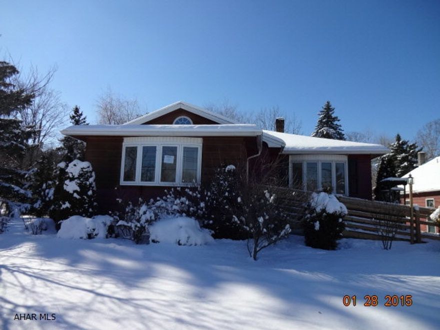 Property being sold As is Buyer must pay 2% transfer tax. Earnest money checks in Cashiers check payable to Colony Realty Group, LTD. This property eligible under Freddie Mac First Look Initiative through 2/23/15. Homesteps offers credit at closing for actual price of home warranty up to $500 for owner-occupant. Ask about details.  Blair Township says they do not service this property for sewer.