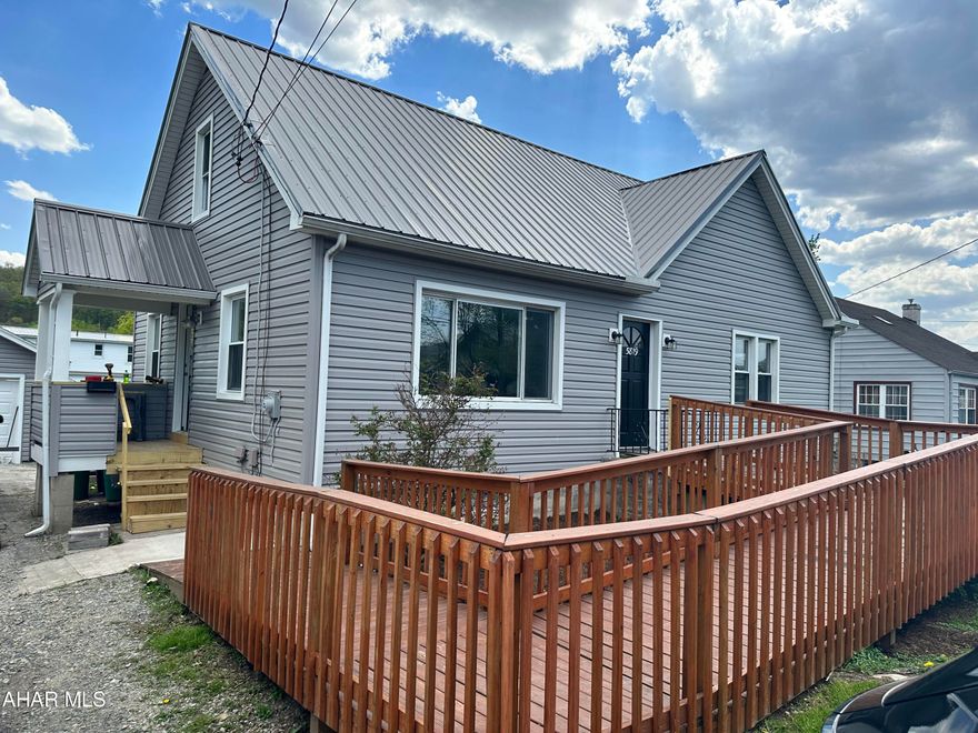 Newly renovated 3 bedroom, 2 bath Cape Cod style home. All new flooring, recessed LED lighting, and all new main floor primary suite with walk in closet. Main floor laundry set up for a full sized stackable W/D. New metal roof, new main service line to the house. The kitchen has all new cabinets, granite counter tops and Stainless appliances.