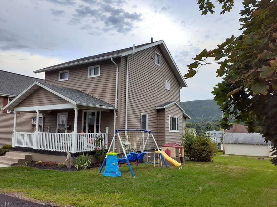 This beauty features newer roof, siding, kitchen, and bath.3 bedroom, 3 bathroom plus bonus room could be an office, play room, or potential 4th bedroom. Central air and extra large lot with off street parking. Plus this is a great neighborhood. Seller to find suitable housing.