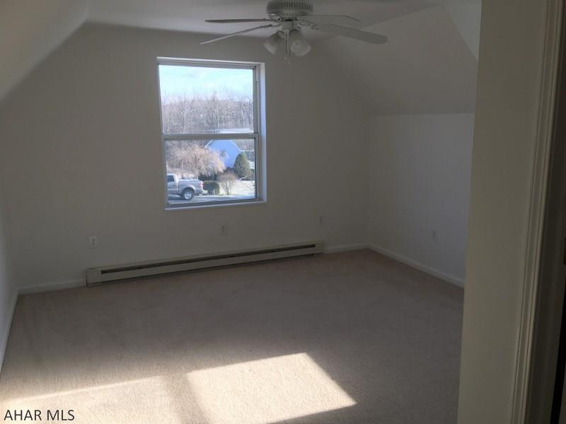 Lakewood Manor - Residential