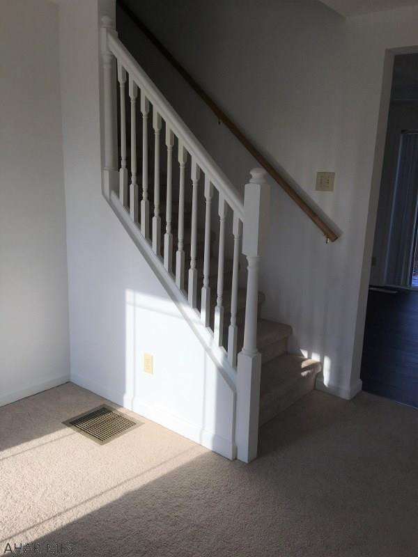 Lakewood Manor - Residential