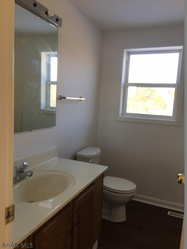 Lakewood Manor - Residential