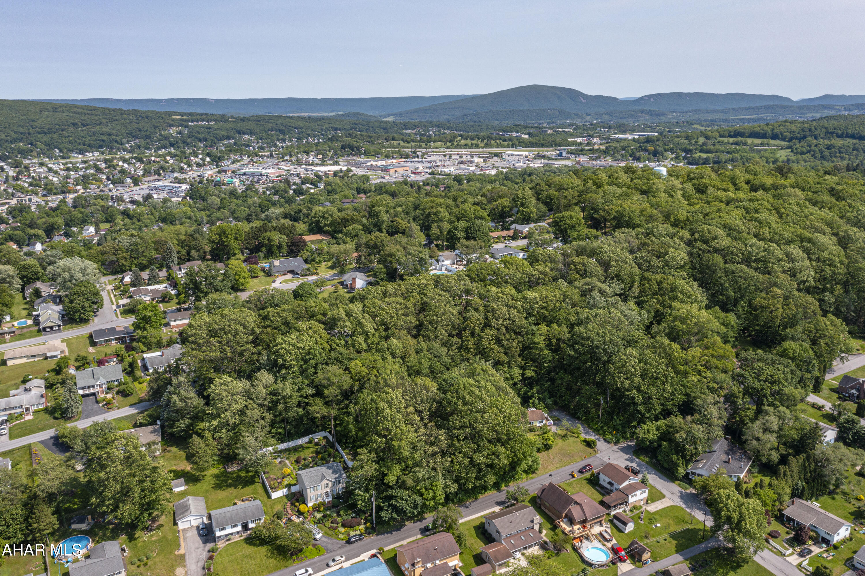 Highland Park - Land