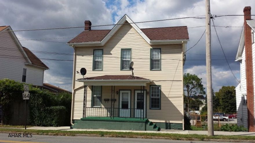 REMODELED DUPLEX!! All separate utilities including new oil forced air furnaces, water tanks, electric..building has newer roof, windows, flooring, fresh paint, new ceiling fans, the list goes on! Maintenance free! Great investment opportunity!