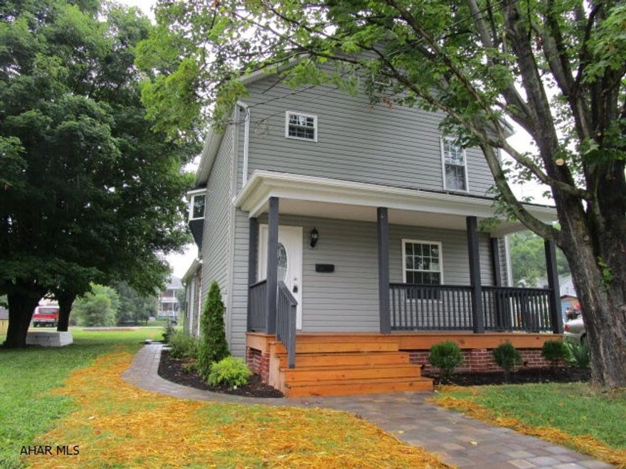 Completely remodeled and updated two-story home resting in the Bedford Borough.  First level offers a living room, kitchen w/ hickory cabinets, family room or dining room, large laundry room and full bath.  Second level offers three bedrooms, bonus room and a full bath.  Walk-up attic for storage.  Updates include; new metal roof, vinyl siding, windows, front porch, interior drywall, new kitchen, baths, floor coverings, doors and trim work.  Fresh landscaping and paver walk way.  Large level yard with street to alley frontage.  This is a very nice buy.