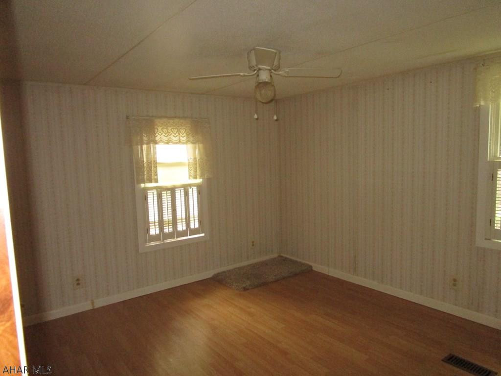 Glendale Yearound - Residential