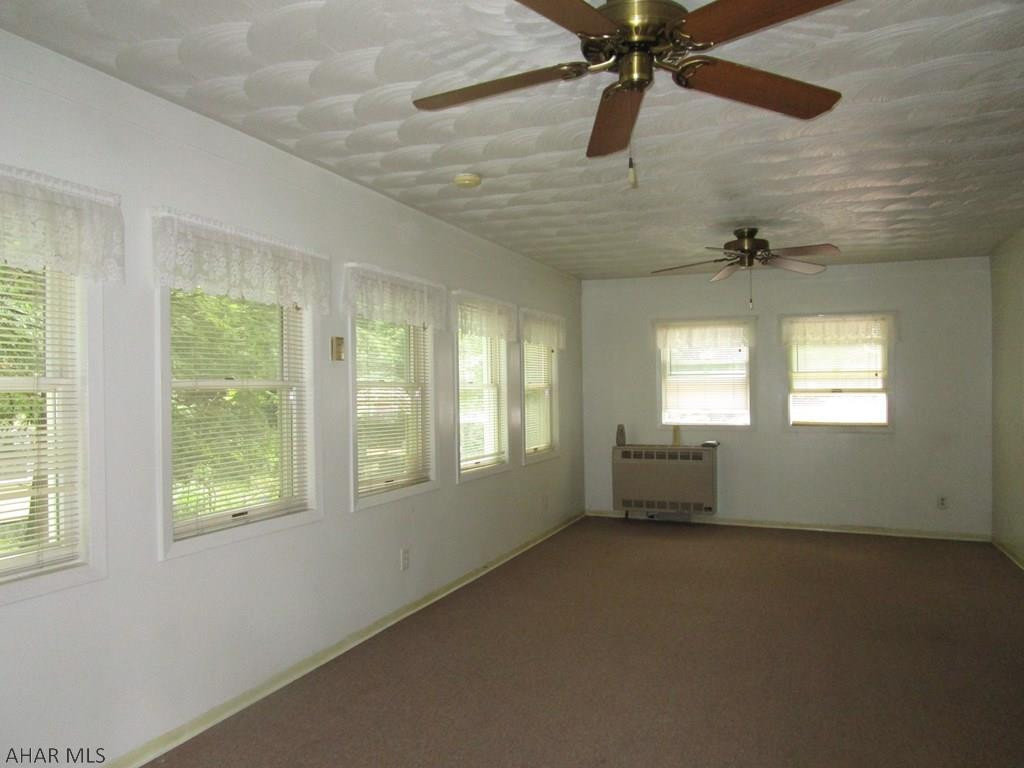 Glendale Yearound - Residential