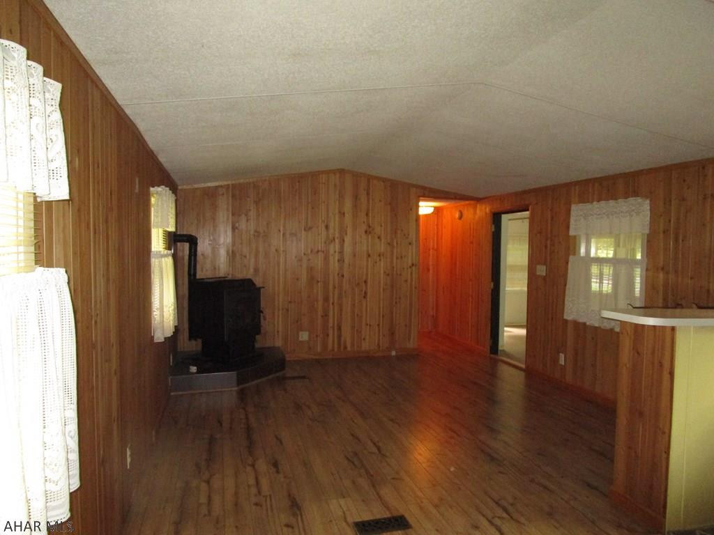 Glendale Yearound - Residential