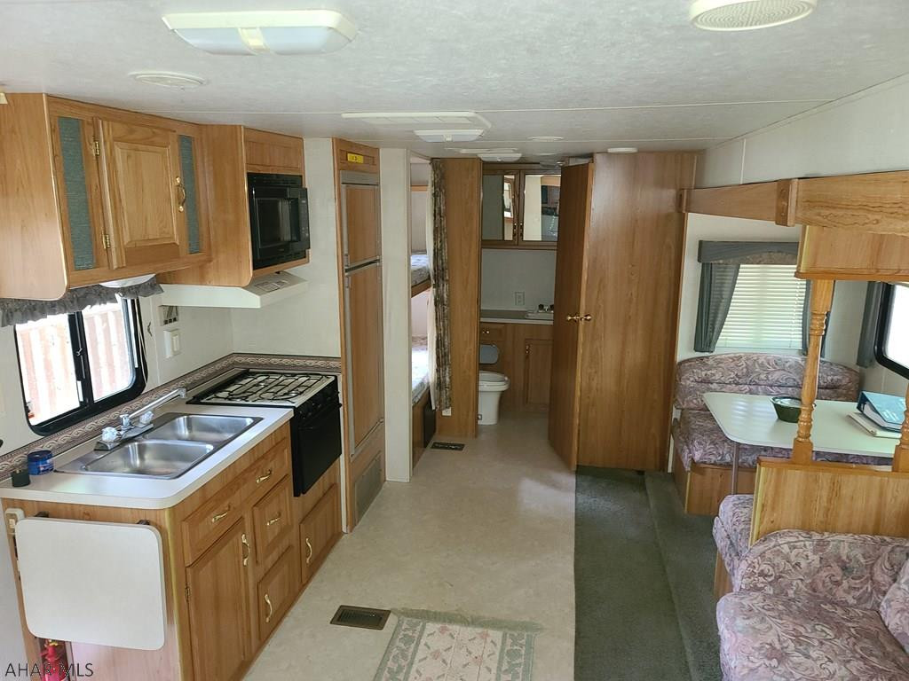 Glendale Yearound - Residential