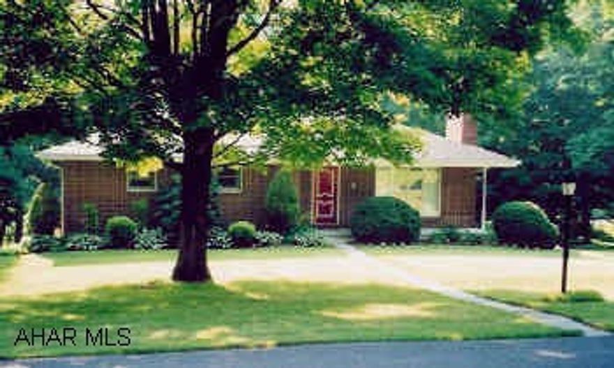 Immaculate brick ranch with large yard in great neighborhood