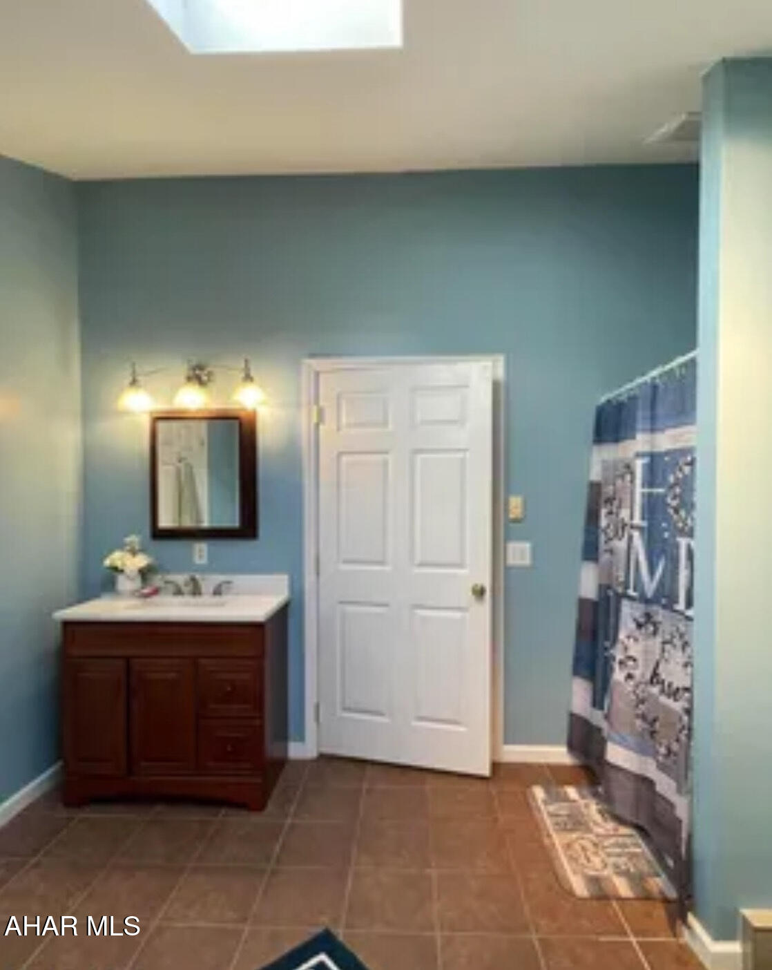 Glendale Yearound - Residential