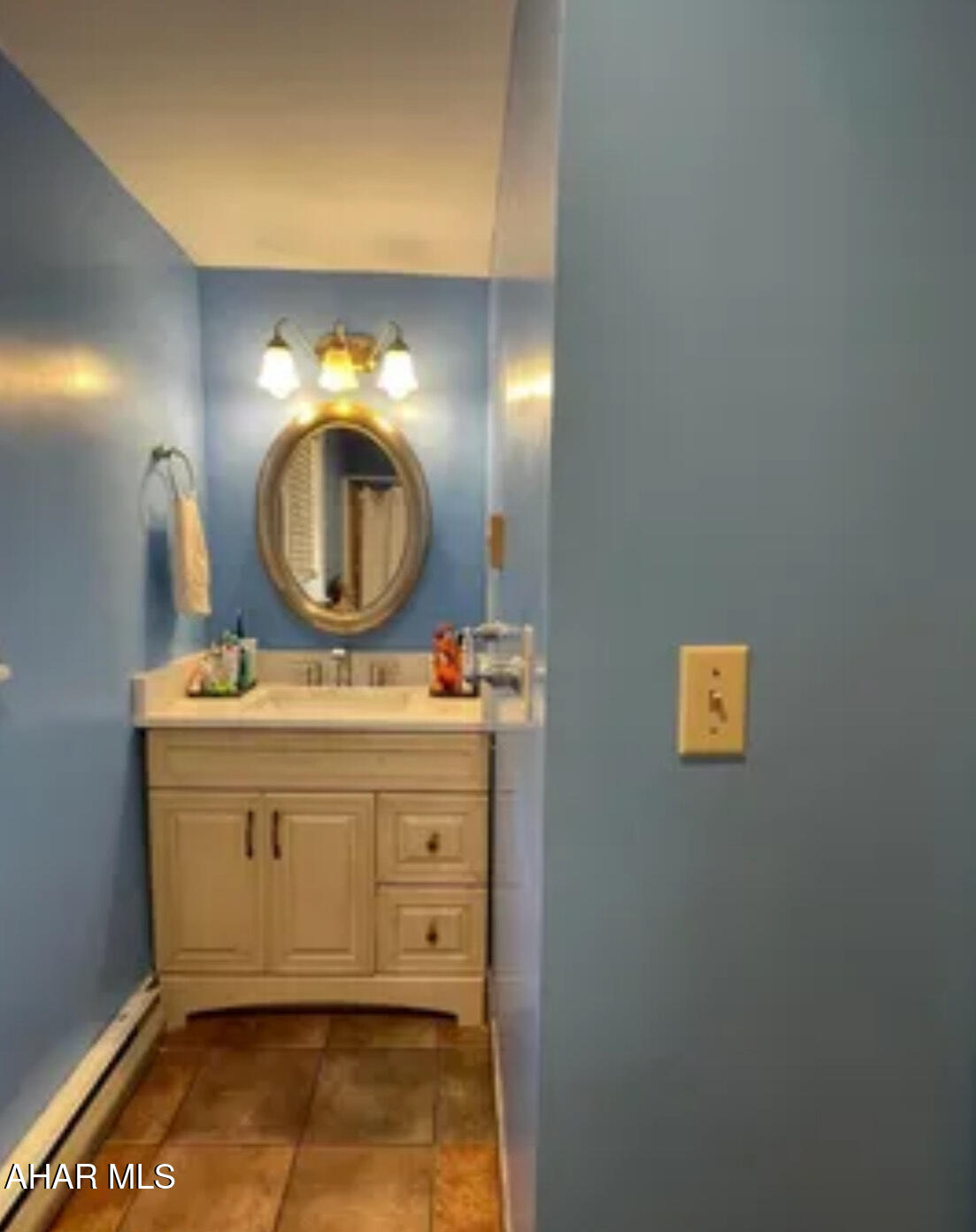 Glendale Yearound - Residential