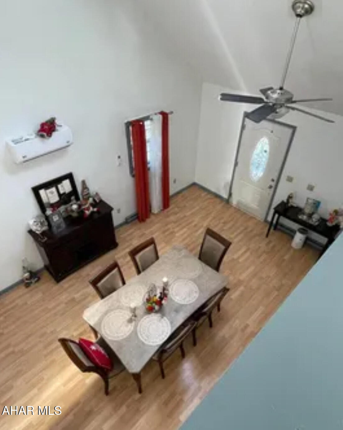 Glendale Yearound - Residential