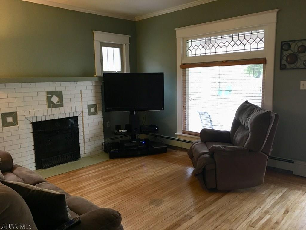 Llyswen - Residential