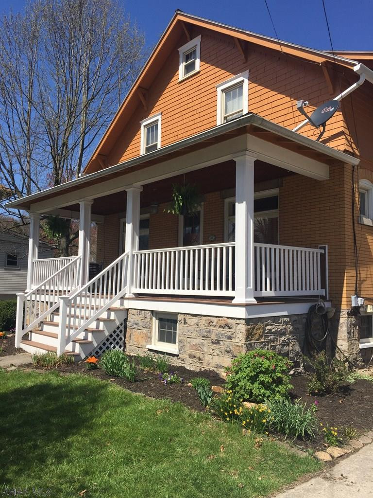 Llyswen - Residential