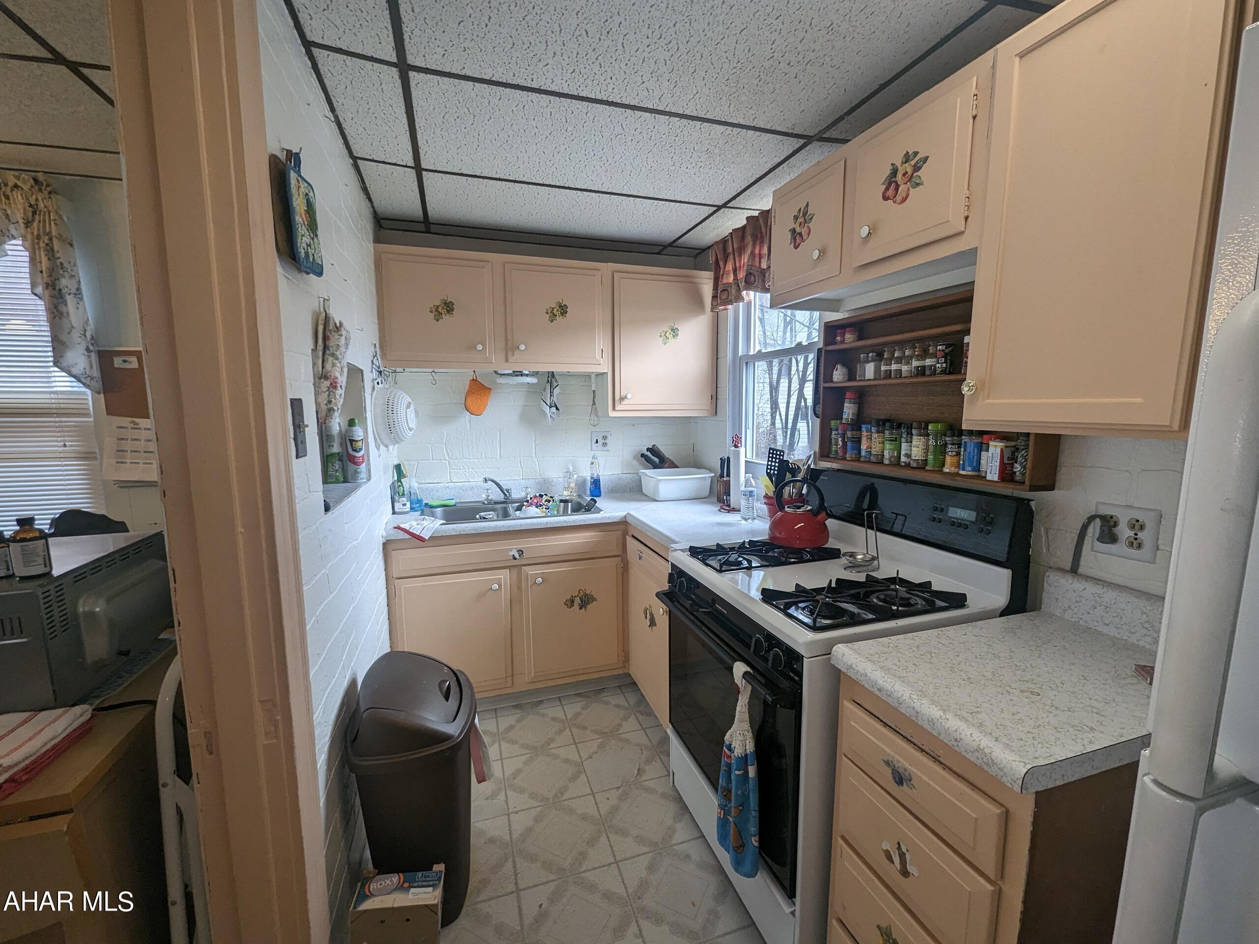 Juniata - Residential