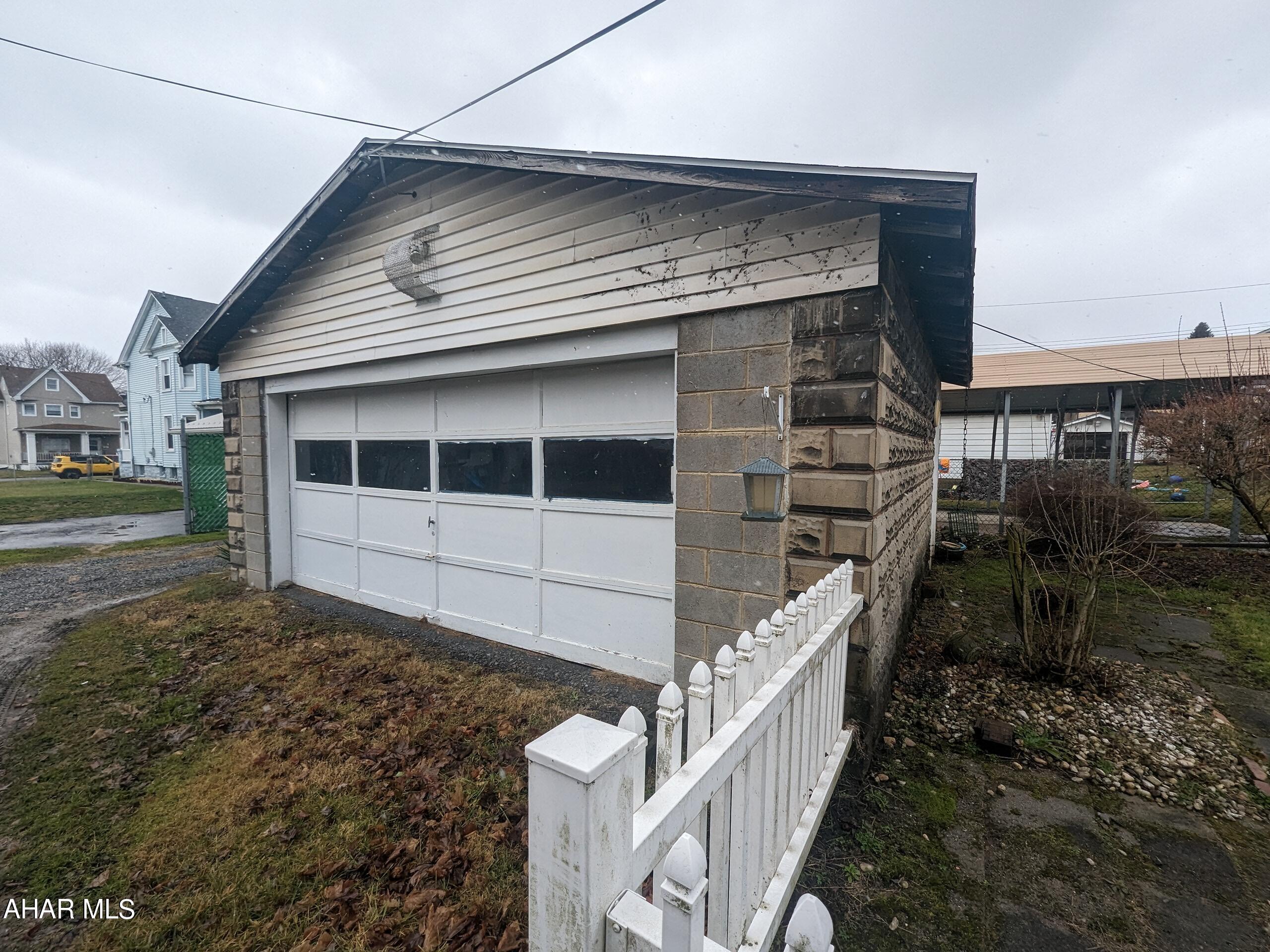 Juniata - Residential