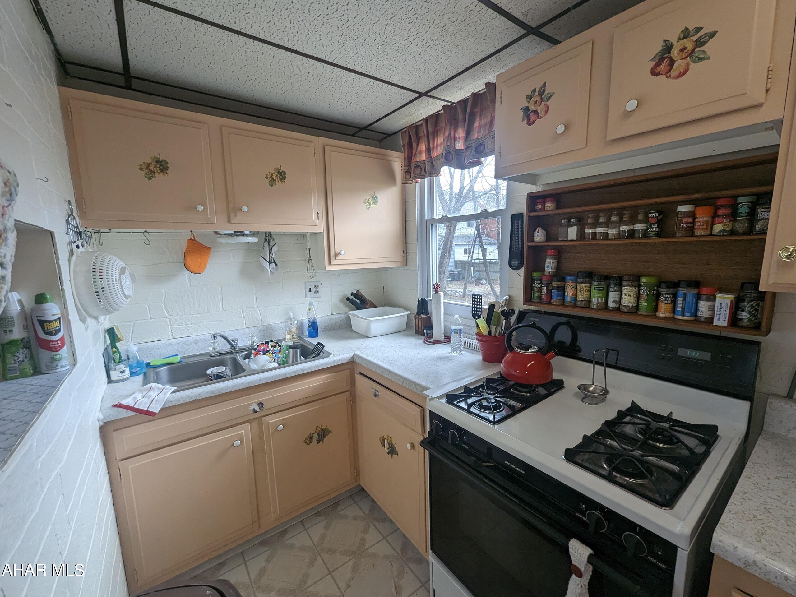 Juniata - Residential