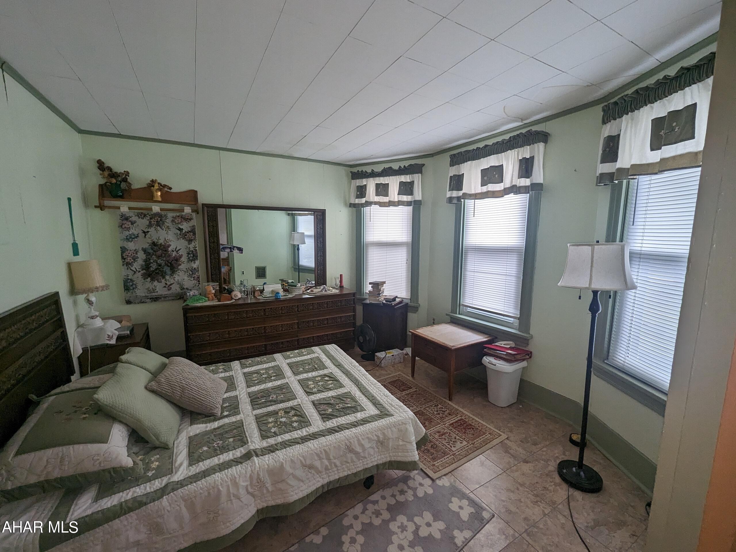 Juniata - Residential