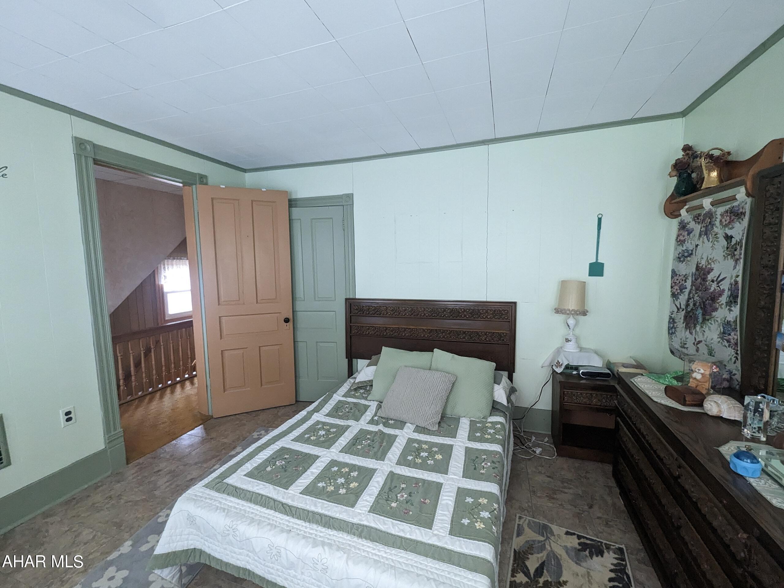 Juniata - Residential