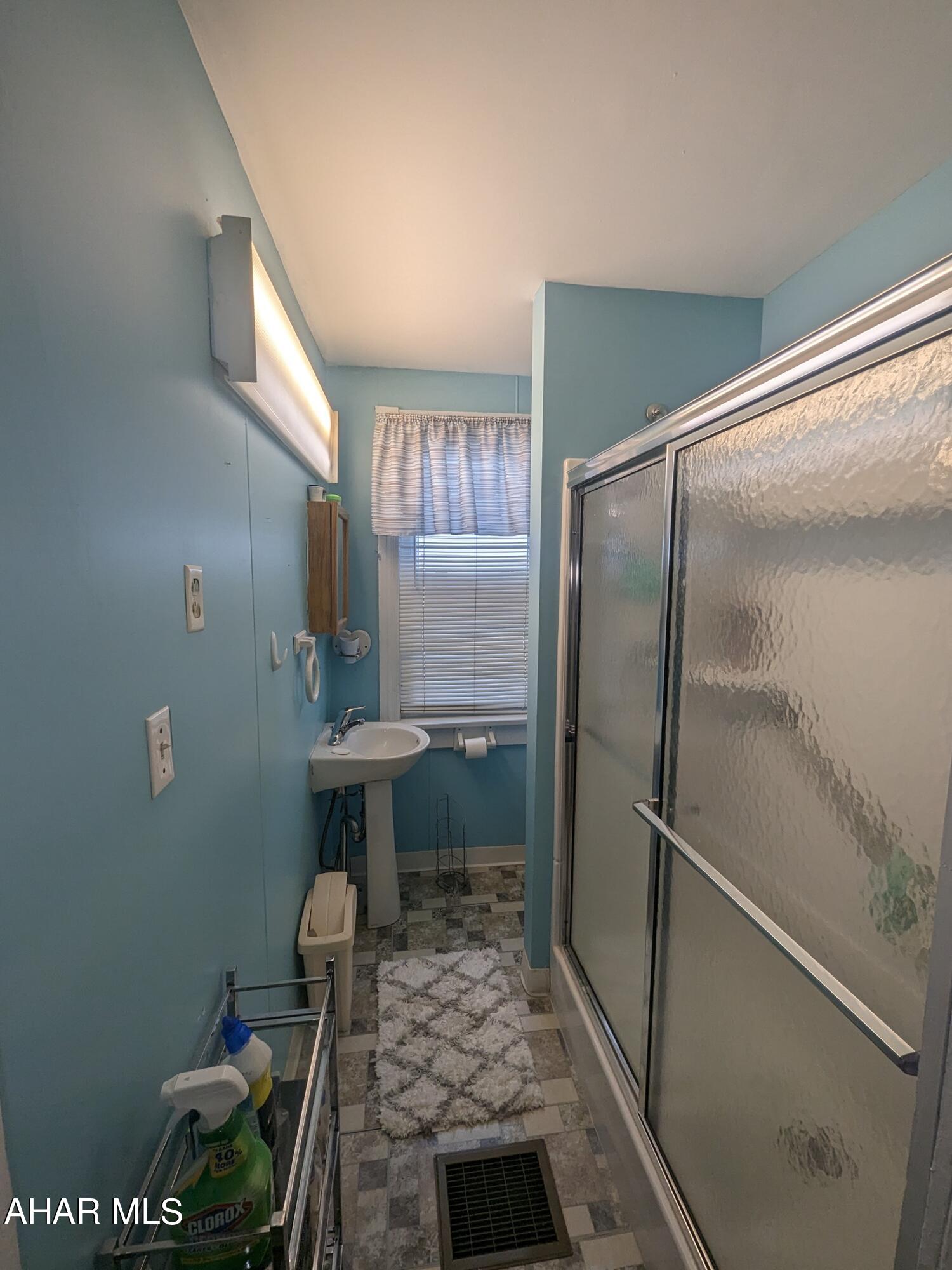 Juniata - Residential