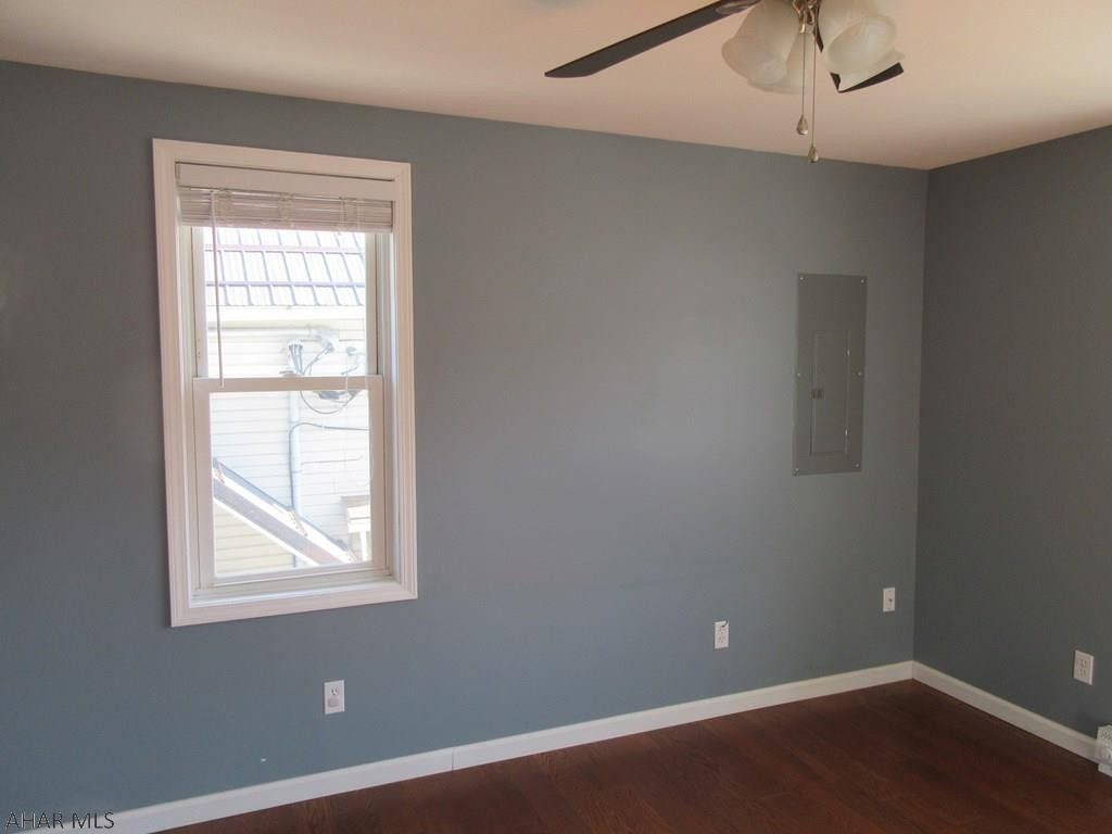 Unknown - Commercial Sale