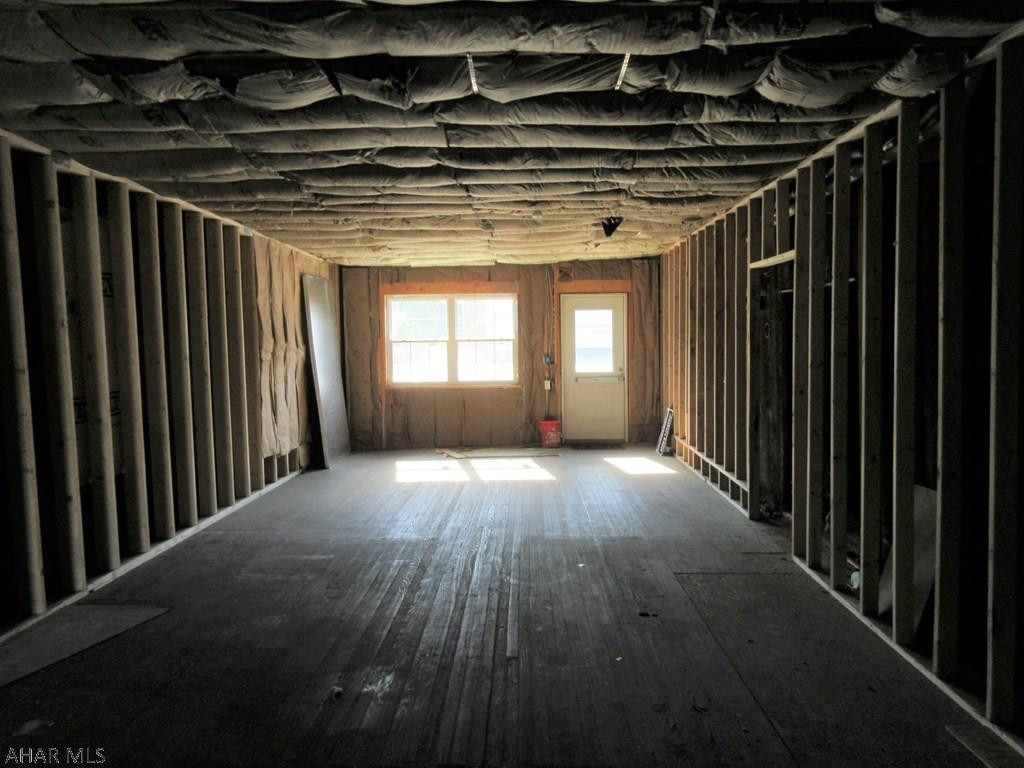 Unknown - Commercial Sale