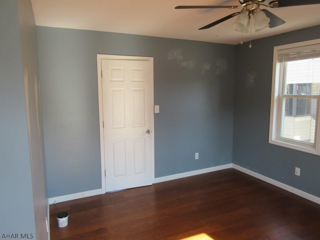 Unknown - Commercial Sale