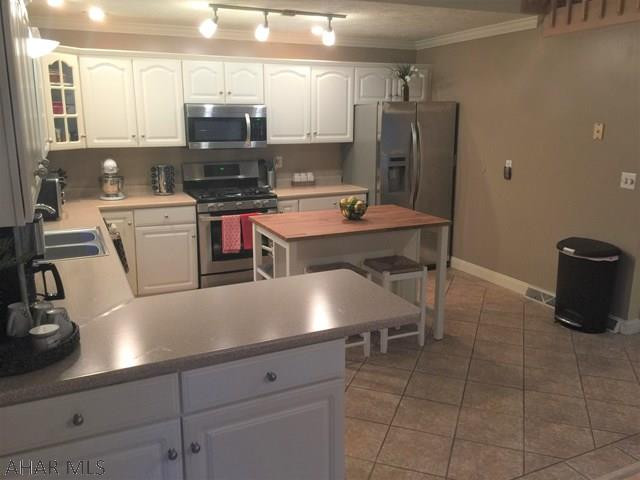 Brentwood - Residential