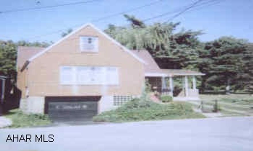 BRICK CAPE COD WITH 1 CAR INTEGRAL GARAGE. NICE 3 BEDROOM BRICK CAPE COD.  DISHWASHER DOES NOT WORK.  HARDWOOD UNDER CARPET.