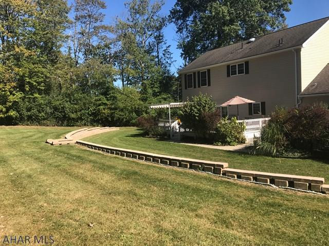 Lower Brush Mountain Road - Residential