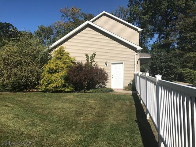 Lower Brush Mountain Road - Residential
